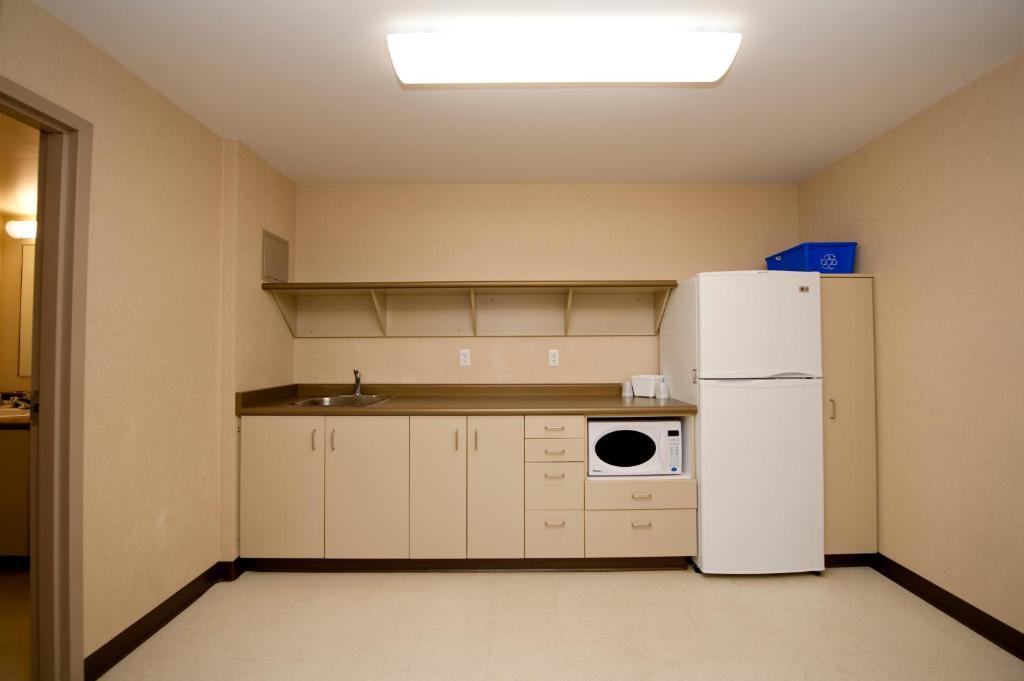 Residence & Conference Centre - Kamloops Room photo