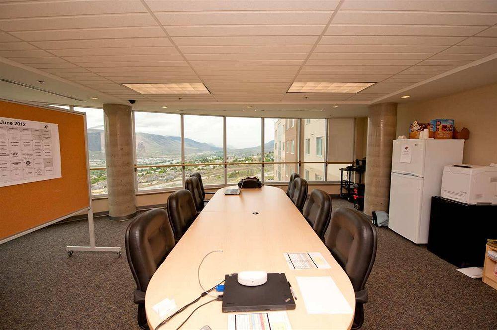 Residence & Conference Centre - Kamloops Exterior photo